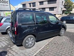 Schwarz Gebraucht 2016 Citroën Berlingo Shine Van / Kleinbus | 8.950 € (Fairer Preis)