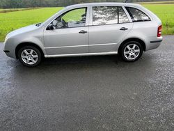 Gebraucht 2004 Skoda Fabia Kombi | 800 €