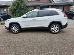Weiß Gebraucht 2016 Jeep Cherokee SUV | 15.200 € (Fairer Preis)
