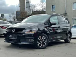 Schwarz Gebraucht 2022 VW Touran Active Van / Kleinbus | 17.990 € (Superpreis)