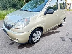 Gold Gebraucht 2002 Toyota Yaris Verso Van / Kleinbus | 2.800 € (Superpreis)