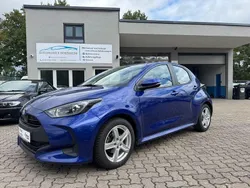Blau Gebraucht 2022 Toyota Yaris Comfort Kleinwagen | 13.600 € (Guter Preis)