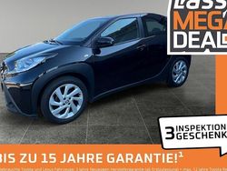 Schwarz Gebraucht 2022 Toyota Aygo X Play SUV | 12.980 € (Fairer Preis)