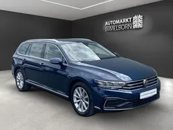 Blau Gebraucht 2021 VW Passat GTE Kombi | 25.880 € (Fairer Preis)