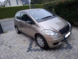 Beige Gebraucht 2005 Mercedes A150 Classic Kleinwagen | 2.950 € (Fairer Preis)