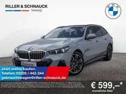 Brooklyn grey Gebraucht 2024 BMW 520 M Sport Kombi | 50.950 € (Superpreis)