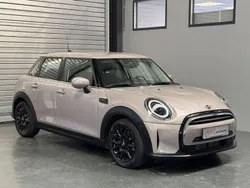 Grau Gebraucht 2022 Mini ONE Classic Kleinwagen | 23.690 € (Etwas zu teuer)