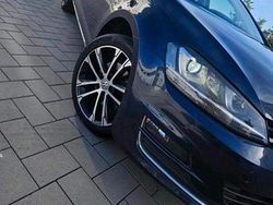 Blau Gebraucht 2015 VW Golf VII Kombi | 8.500 € (Fairer Preis)