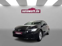 Atlantik blue metallic Gebraucht 2023 VW Golf VIII Life Limousine | 22.990 € (Guter Preis)