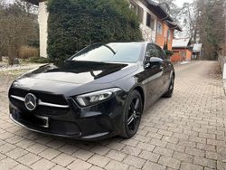 Schwarz Gebraucht 2018 Mercedes A200 Limousine | 17.400 € (Teuer)