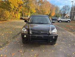 Schwarz Gebraucht 2009 Hyundai Tucson Edition+ SUV | 4.999 € (Etwas zu teuer)