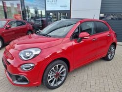 Colore esterno (passione rot) Gebraucht 2023 Fiat 500X Dolcevita SUV | 26.900 € (Etwas zu teuer)