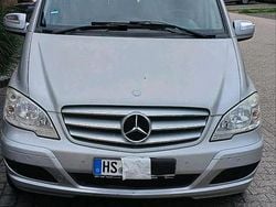 Silber Gebraucht 2011 Mercedes Viano Van / Kleinbus | 15.999 € (Fairer Preis)