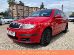 Rot Gebraucht 2007 Skoda Fabia Classic Kleinwagen | 1.800 € (Fairer Preis)