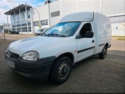 Weiß Gebraucht 1996 Opel Combo Van / Kleinbus | 2.999 €