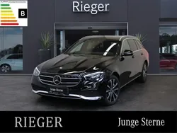 Schwarz Gebraucht 2022 Mercedes E300 Avantgarde Kombi | 39.447 € (Etwas zu teuer)