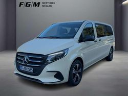 Hellelfenbein Gebraucht 2025 Mercedes Vito Kombi | 64.970 €