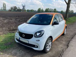 Weiß Gebraucht 2018 Smart ForFour Electric Drive Passion Limousine | 7.980 € (Guter Preis)