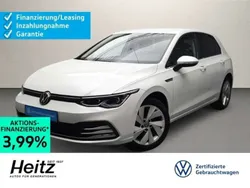 Weiß Gebraucht 2020 VW Golf VII Style Limousine | 21.990 € (Etwas zu teuer)