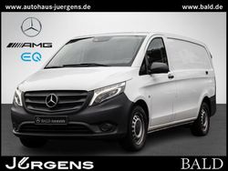 Weiß Gebraucht 2022 Mercedes Vito Van / Kleinbus | 33.903 € (Superpreis)