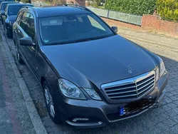 Grau Gebraucht 2010 Mercedes E250 Kombi | 6.800 € (Fairer Preis)