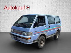 Blau Gebraucht 1993 Mitsubishi L300 Van / Kleinbus | 3.800 €