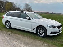 Weiß Gebraucht 2019 BMW 520 Sport Line Kombi | 25.000 € (Fairer Preis)
