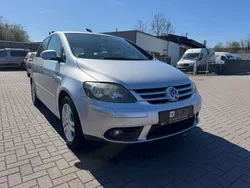 Silber Gebraucht 2007 VW Golf Plus Cross Van / Kleinbus | 4.100 € (Etwas zu teuer)