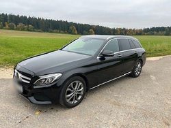 Schwarz Gebraucht 2018 Mercedes C220 Kombi | 17.500 € (Fairer Preis)