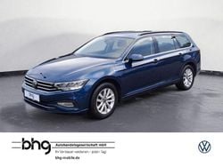 Blau Gebraucht 2023 VW Passat Business Kombi | 23.390 € (Guter Preis)