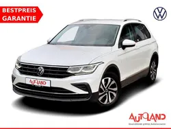 Weiß Gebraucht 2022 VW Tiguan Active SUV | 25.950 € (Fairer Preis)
