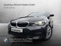 Schwarz Gebraucht 2022 BMW 320e Kombi | 25.900 € (Superpreis)