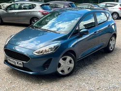 Blau Gebraucht 2018 Ford Fiesta Cool & Connect Kleinwagen | 9.999 € (Guter Preis)