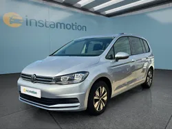Silber Gebraucht 2024 VW Touran Van / Kleinbus | 33.199 € (Fairer Preis)