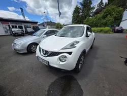 Weiß Gebraucht 2015 Nissan Juke Tekna SUV | 10.950 € (Etwas zu teuer)