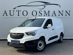 Weiß Gebraucht 2021 Opel Combo Edition Van / Kleinbus | 12.500 € (Guter Preis)