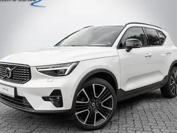 Crystal weiss Gebraucht 2024 Volvo XC40 Ultra SUV | 39.890 € (Fairer Preis)