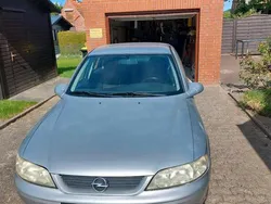 Silber Gebraucht 2000 Opel Vectra Limousine | 550 € (Superpreis)