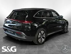 Schwarz Gebraucht 2021 Mercedes EQC400 AMG line SUV | 44.890 €