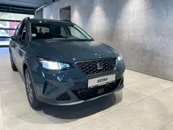 Blau Neu 2025 Seat Arona Style SUV | 24.490 € (Guter Preis)
