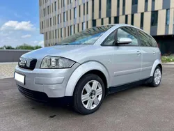 Grau Gebraucht 2003 Audi A2 Kleinwagen | 2.100 € (Guter Preis)