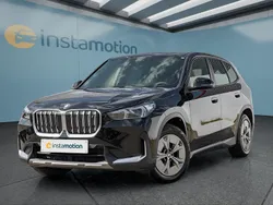 Schwarz Gebraucht 2023 BMW iX1 SUV | 36.749 € (Superpreis)