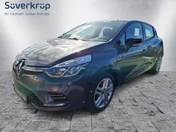 Grau Gebraucht 2017 Renault Clio IV LIMITED Limousine | 11.444 € (Teuer)
