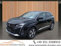 Schwarz (metallic) Gebraucht 2024 Peugeot 3008 Allure SUV | 22.980 € (Superpreis)