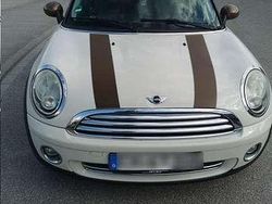 Beige Gebraucht 2011 Mini ONE Kleinwagen | 4.900 € (Fairer Preis)