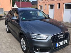 Grau Gebraucht 2013 Audi Q3 Ambiente SUV | 9.999 €