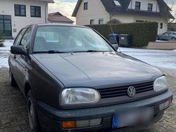 Grau Gebraucht 1993 VW Golf III Kleinwagen | 2.500 €