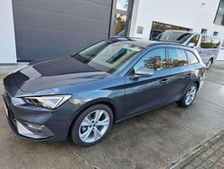 Magnetic tech grey Gebraucht 2025 Seat Leon FR Kombi | 23.890 € (Superpreis)