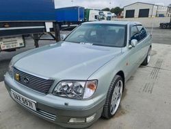 Grün Gebraucht 1998 Lexus LS400 Limousine | 6.999 €