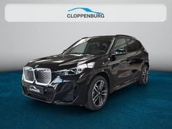 Schwarz Neu 2025 BMW iX1 Luxury Line SUV | 56.380 € (Etwas zu teuer)